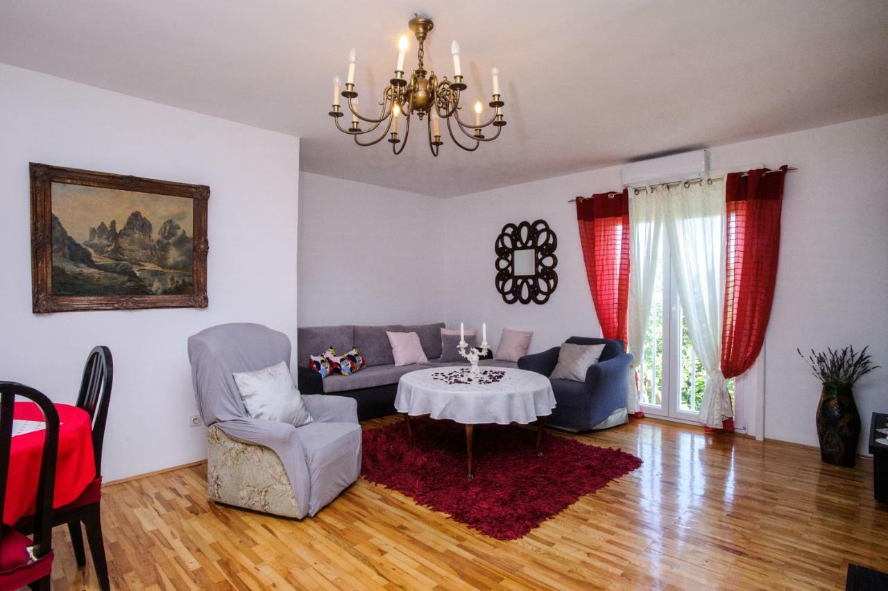 Great View Apartment Sutivan Kültér fotó