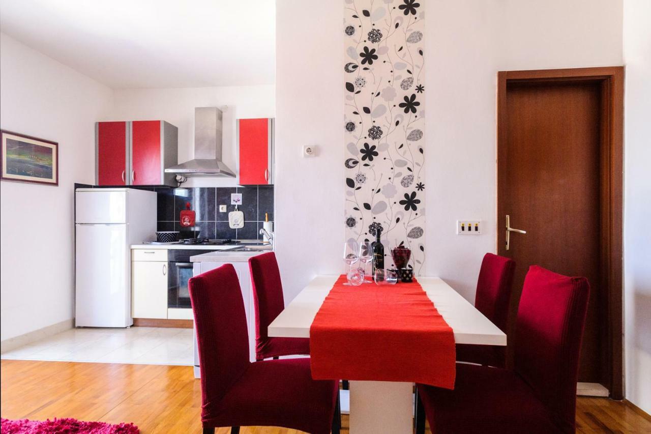 Great View Apartment Sutivan Kültér fotó